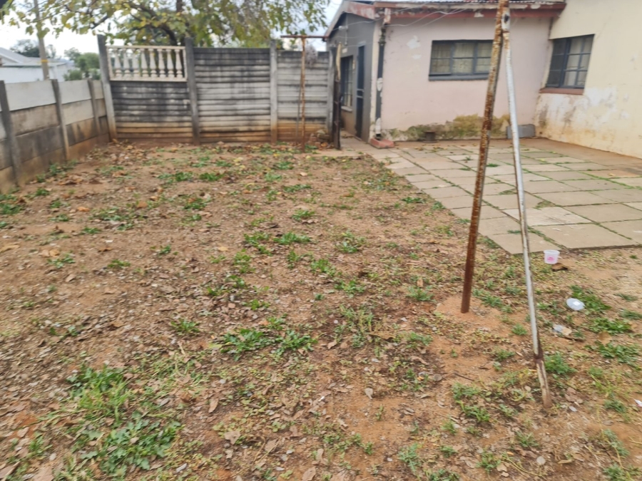 Commercial Property for Sale in Oos Einde North West